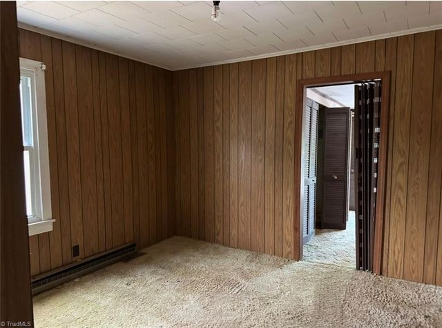 142 Reeves Lane, Elkin, NC 28621