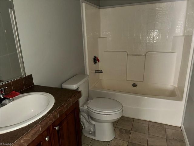 142 Reeves Lane, Elkin, NC 28621