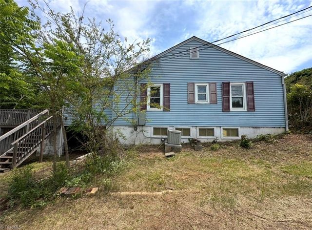 142 Reeves Lane, Elkin, NC 28621