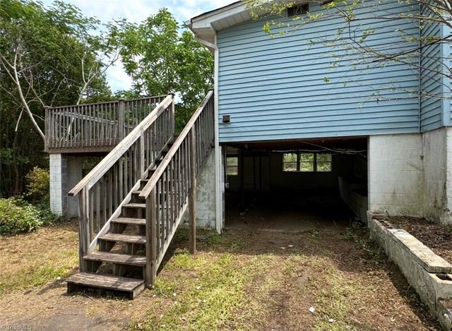 142 Reeves Lane, Elkin, NC 28621