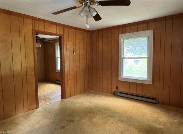 142 Reeves Lane, Elkin, NC 28621