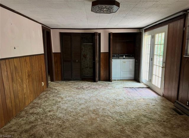 142 Reeves Lane, Elkin, NC 28621