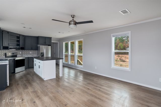 607 Nettleton Drive, Princeton, LA 71067