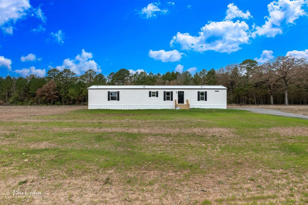 607 Nettleton Drive, Princeton, LA 71067