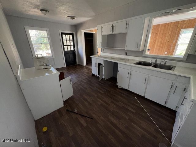 2646 Revere Street, Jackson, MS 39212