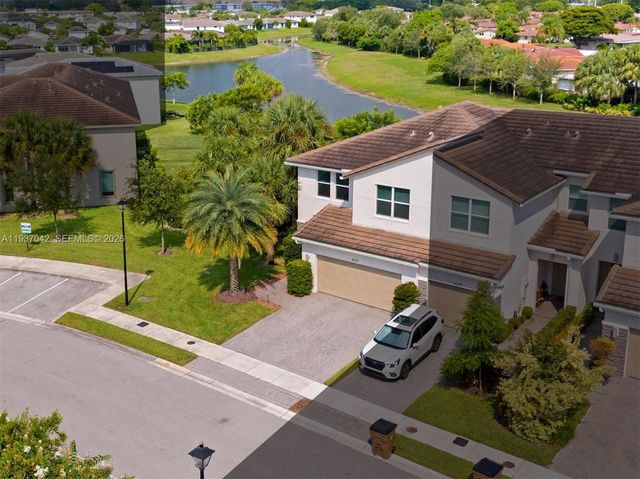 4317 Lago Dr 4317, Deerfield Beach, FL 33064