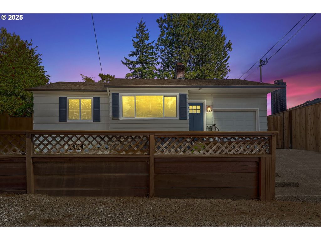1826 Ne 86TH Ave, Portland, OR 97220