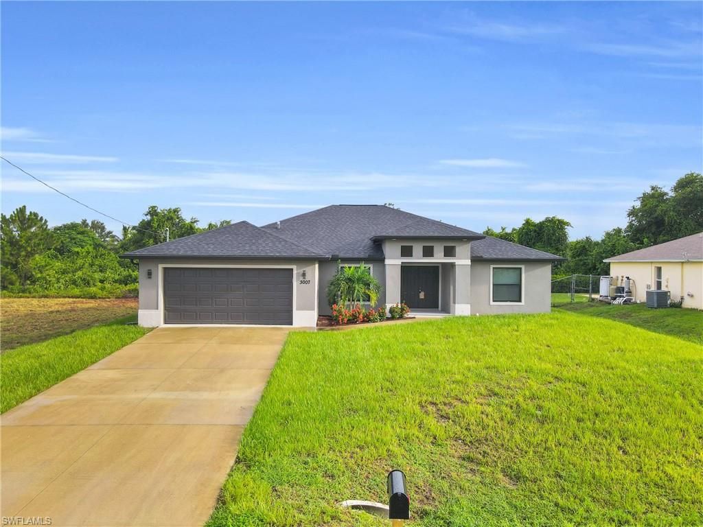 3007 1st ST SW, Lehigh Acres, FL 33976