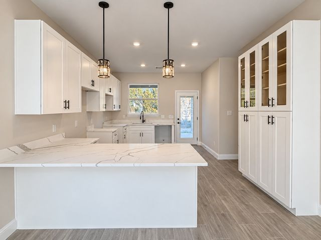 5206 Stoneridge Drive, Granbury, TX 76048