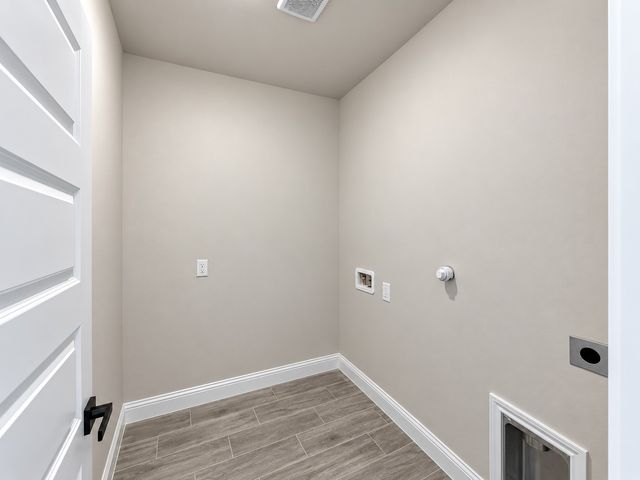 5206 Stoneridge Drive, Granbury, TX 76048