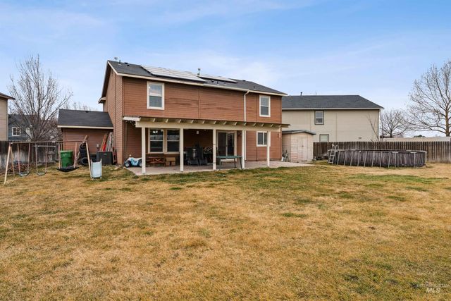 825 W Woodpine St, Meridian, ID 83646