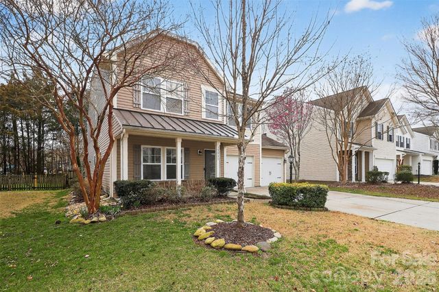 15531 Lakepoint Forest Drive, Charlotte, NC 28278