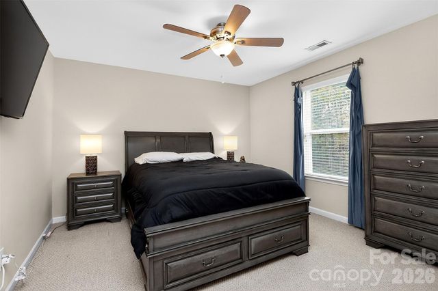 15531 Lakepoint Forest Drive, Charlotte, NC 28278