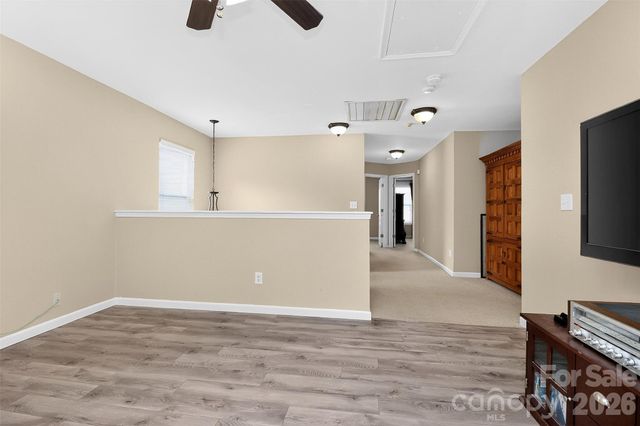 15531 Lakepoint Forest Drive, Charlotte, NC 28278