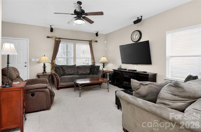 15531 Lakepoint Forest Drive, Charlotte, NC 28278