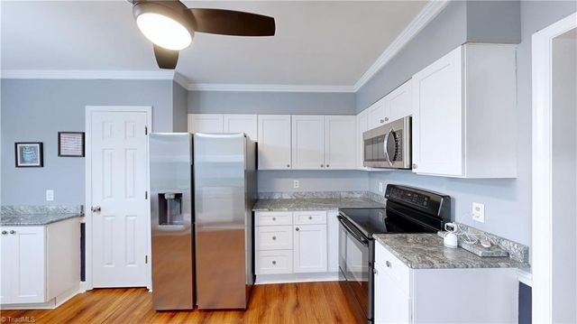 905 Old Winston Road, High Point, NC 27265