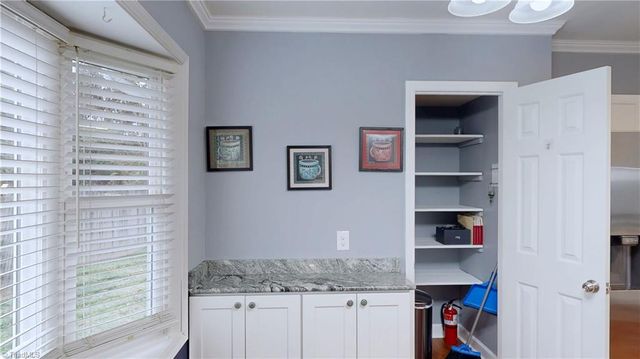 905 Old Winston Road, High Point, NC 27265