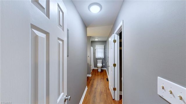 905 Old Winston Road, High Point, NC 27265