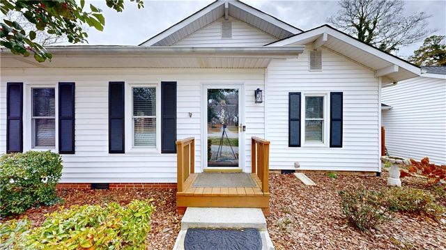 905 Old Winston Road, High Point, NC 27265