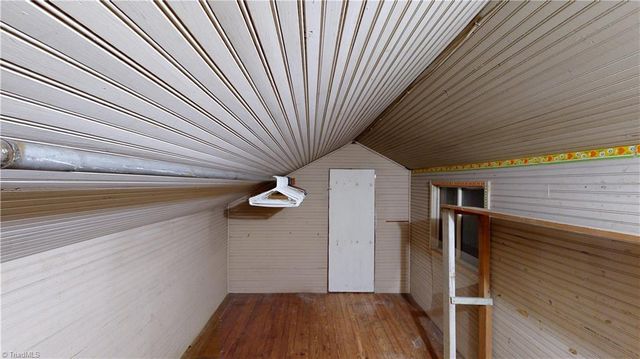 905 Old Winston Road, High Point, NC 27265