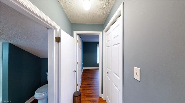 905 Old Winston Road, High Point, NC 27265