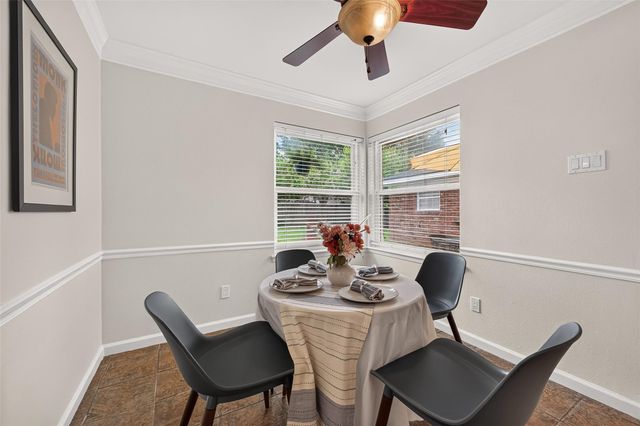 5810 Creekbend Drive, Houston, TX 77096