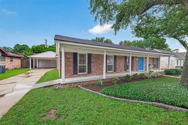 5810 Creekbend Drive, Houston, TX 77096