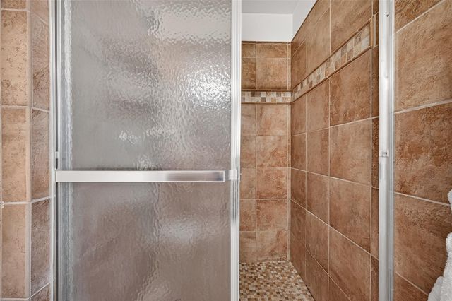 5810 Creekbend Drive, Houston, TX 77096
