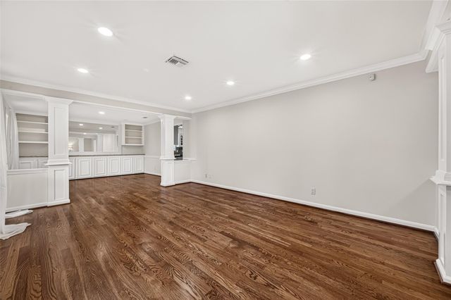 5810 Creekbend Drive, Houston, TX 77096