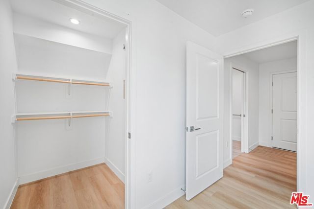 3221 W 71st Street, Los Angeles, CA 90043