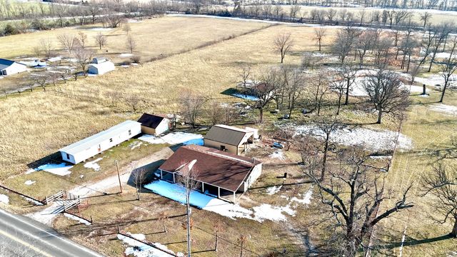 10343 Farm Road 2000, Monett, MO 65708