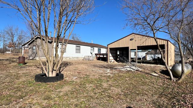 10343 Farm Road 2000, Monett, MO 65708