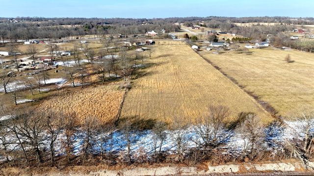 10343 Farm Road 2000, Monett, MO 65708