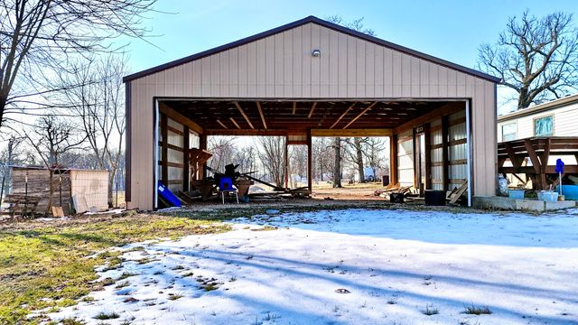 10343 Farm Road 2000, Monett, MO 65708