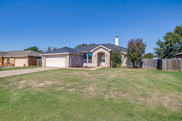 3004 Stroll Drive, Granbury, TX 76049
