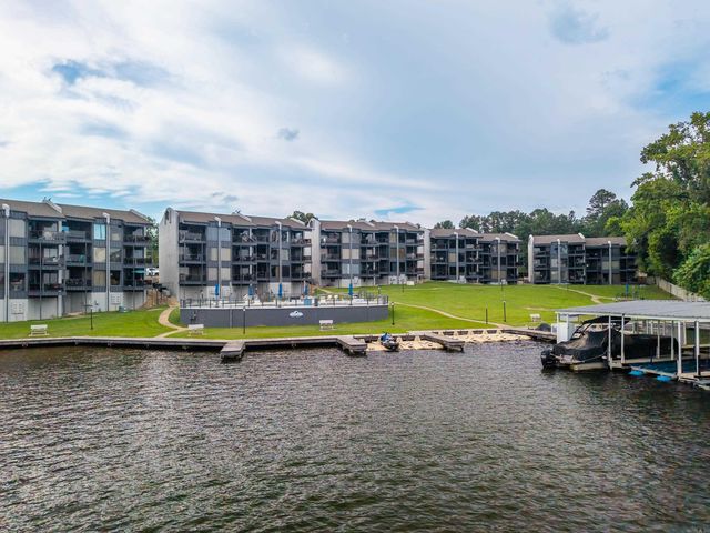 270 Lake Hamilton Drive, Hot Springs, AR 71913