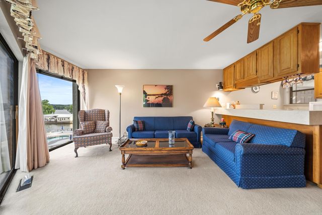 270 Lake Hamilton Drive, Hot Springs, AR 71913