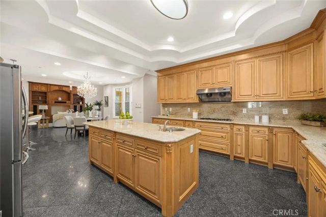 1118 S 6th Avenue, Arcadia, CA 91006
