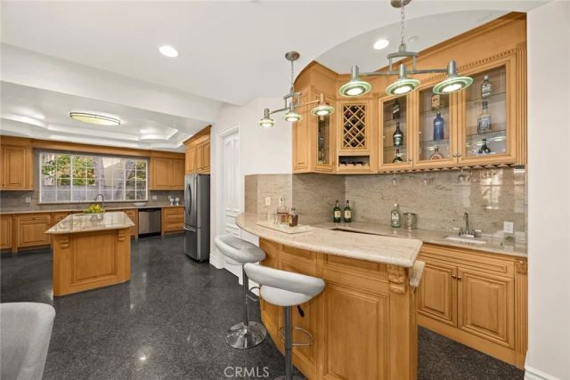 1118 S 6th Avenue, Arcadia, CA 91006