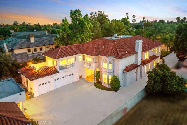 1118 S 6th Avenue, Arcadia, CA 91006