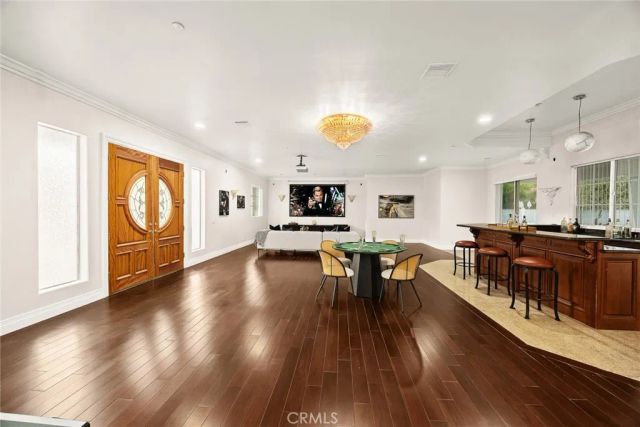1118 S 6th Avenue, Arcadia, CA 91006