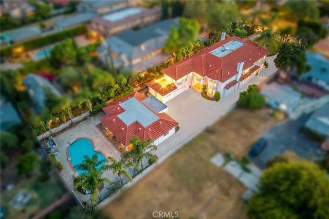 1118 S 6th Avenue, Arcadia, CA 91006