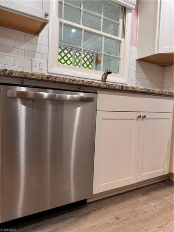 311 Salisbury Street 58, Kernersville, NC 27284