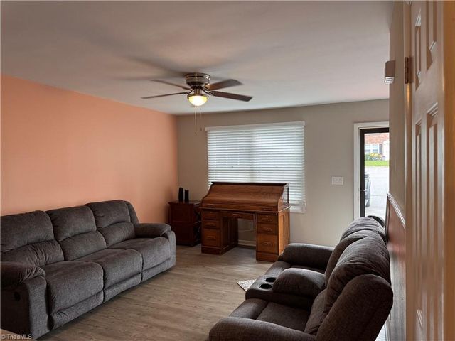 311 Salisbury Street 58, Kernersville, NC 27284