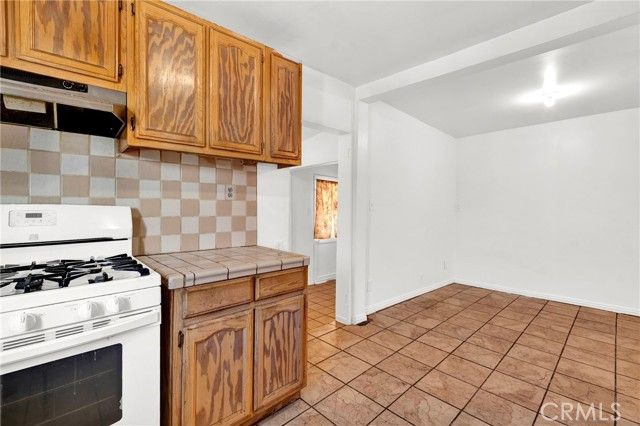 4748 Dozier Street, East Los Angeles, CA 90022