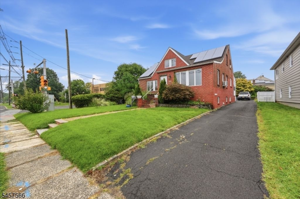 714 Liberty Ave, Union Twp., NJ 07083 — photo 3