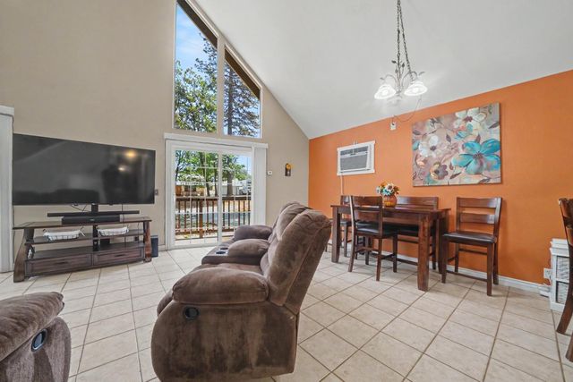 24045 Woodfern Dr, Pioneer, CA 95666