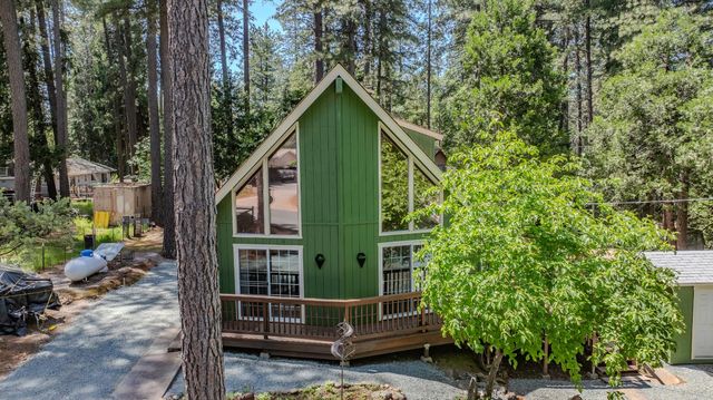 24045 Woodfern Dr, Pioneer, CA 95666
