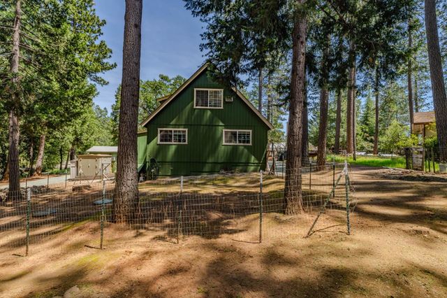 24045 Woodfern Dr, Pioneer, CA 95666
