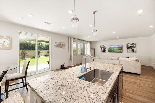 1759 Gooseberry, San Jacinto, CA 92583